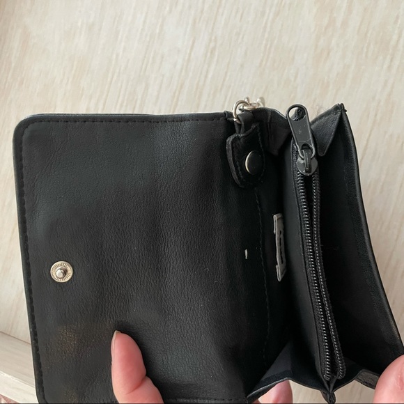 DKNY black leather coin purse key ring wallet - Picture 4 of 7